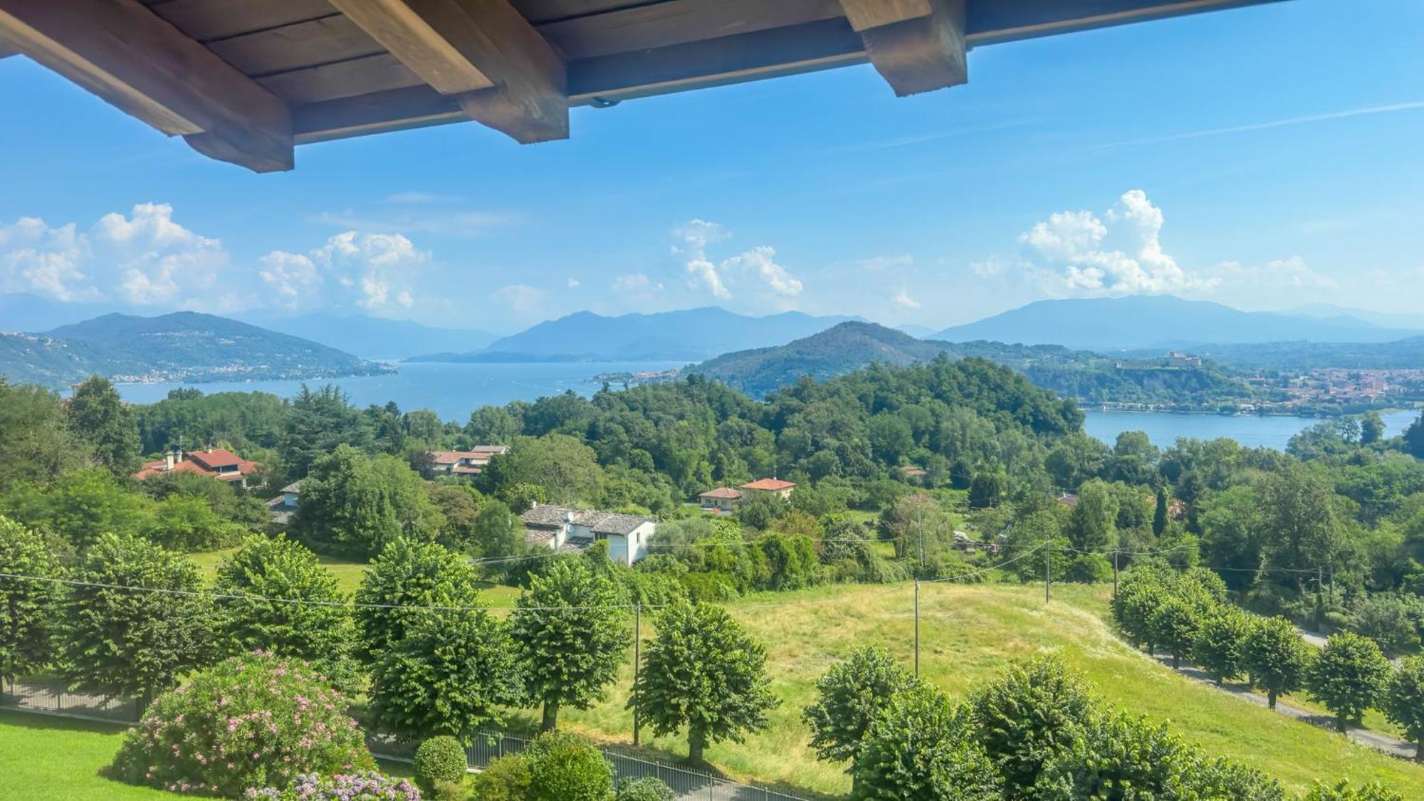 Belvedere Sul Lago Arona Eksteriør bilde